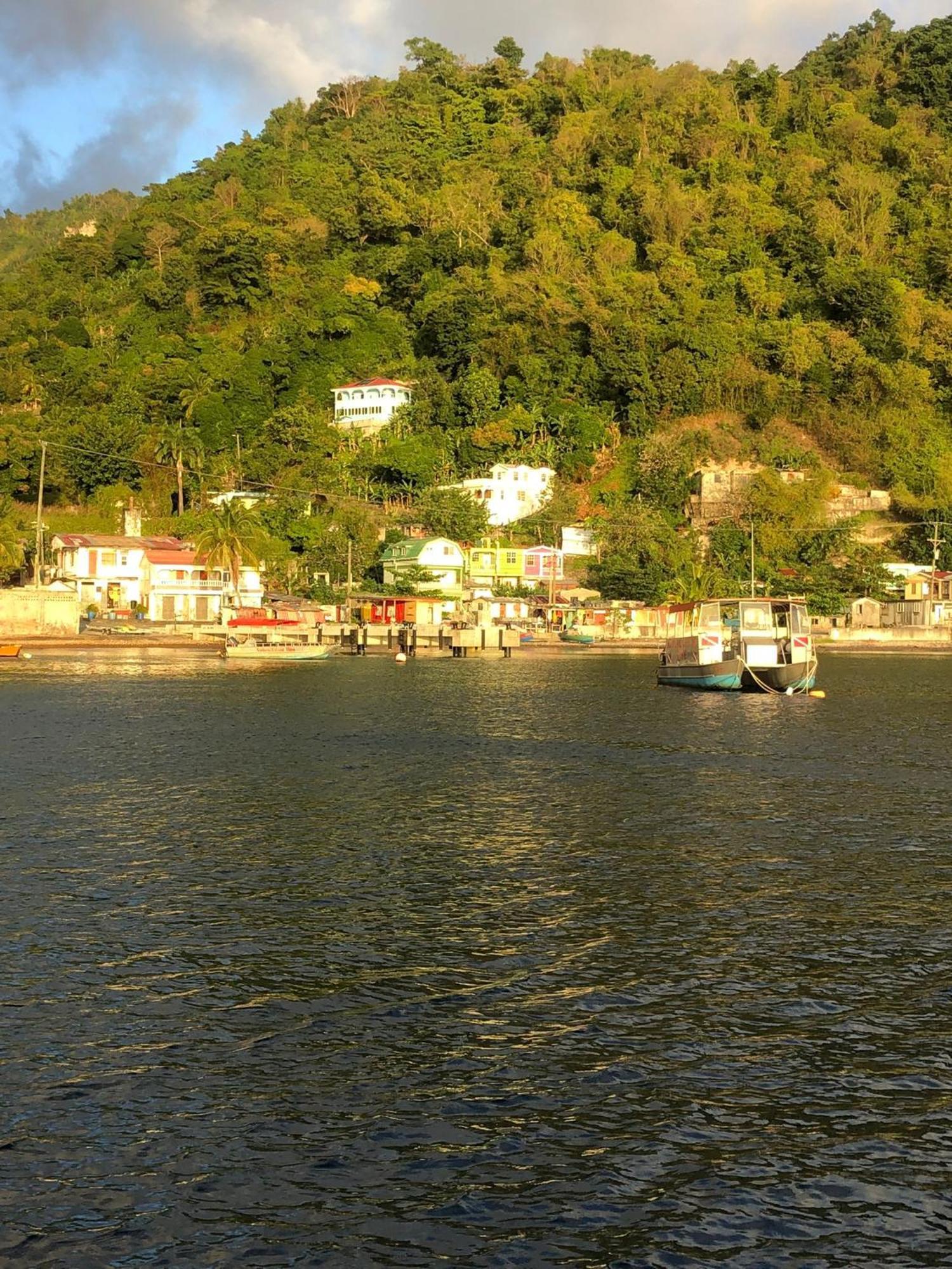 The Big Blue Condo Soufriere Экстерьер фото