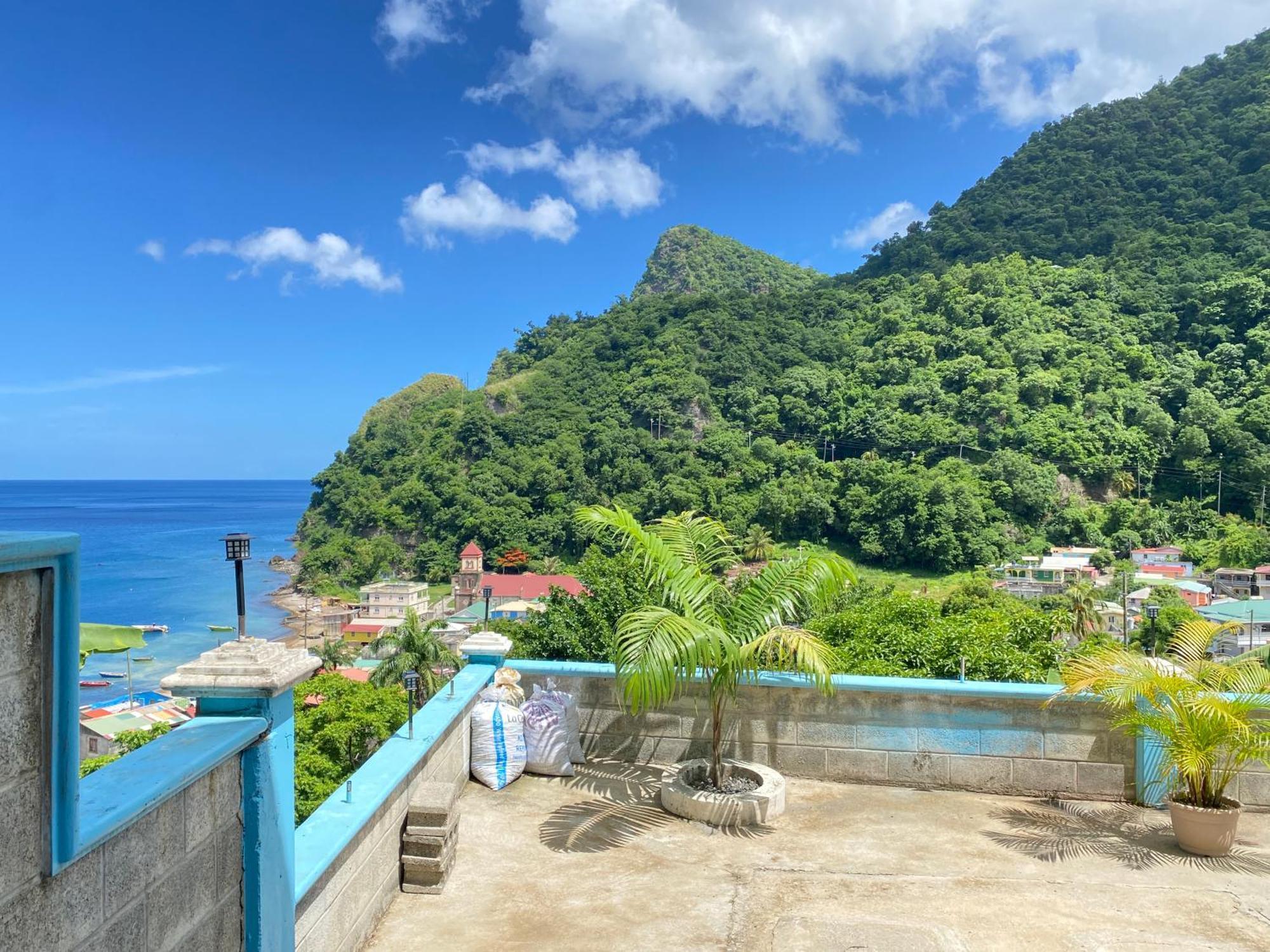 The Big Blue Condo Soufriere Экстерьер фото